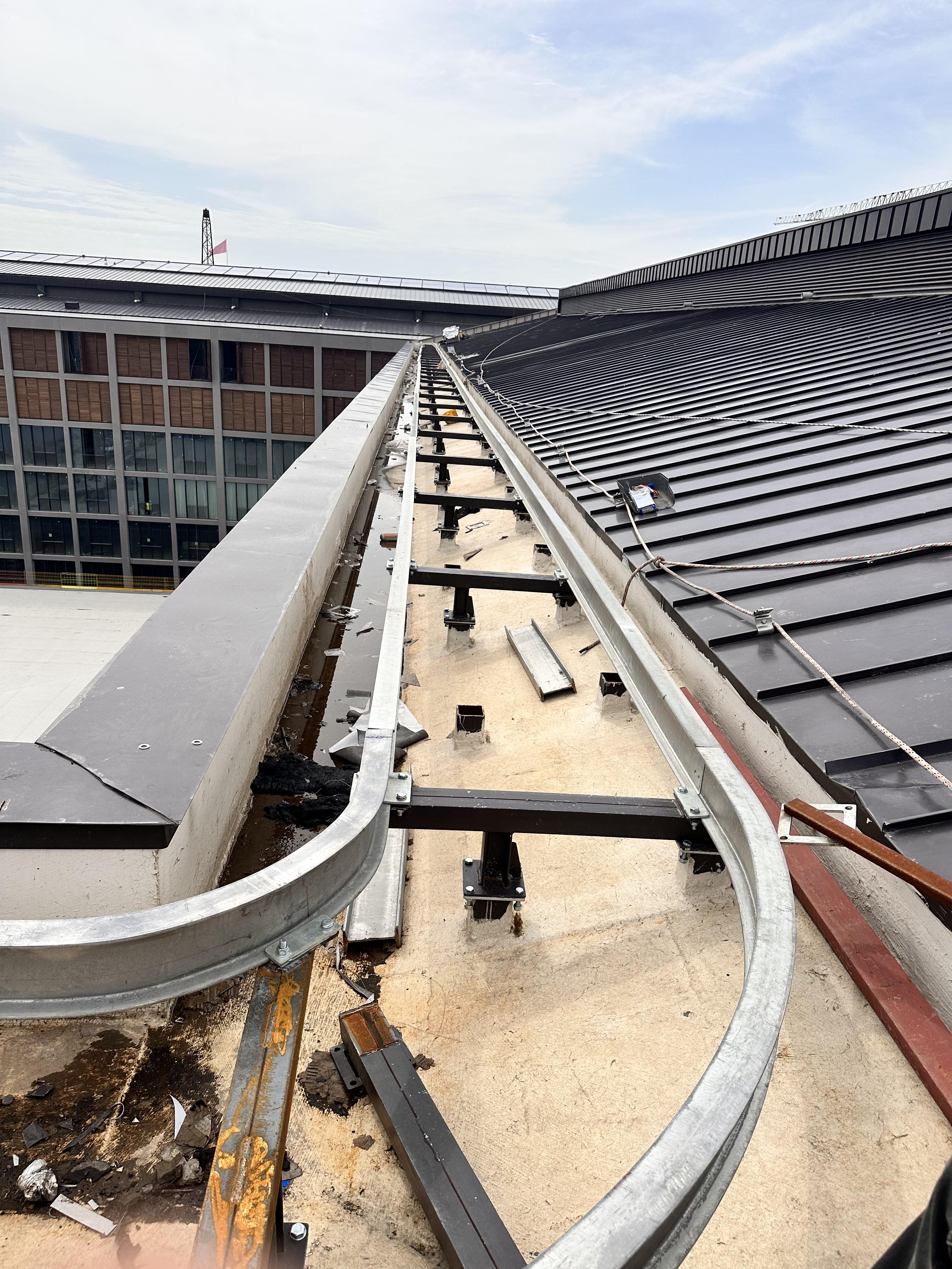 TM-40 Tek Bomlu Raylı Cephe Temizlik Sistemi - 14